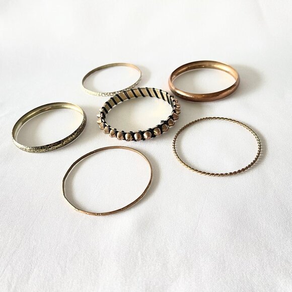 Set of 6 Gold-Tone Bangles - Picture 5 of 8